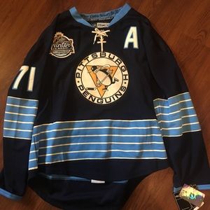 Authentic Reebok #71 Malkin hockey jersey/sweater.